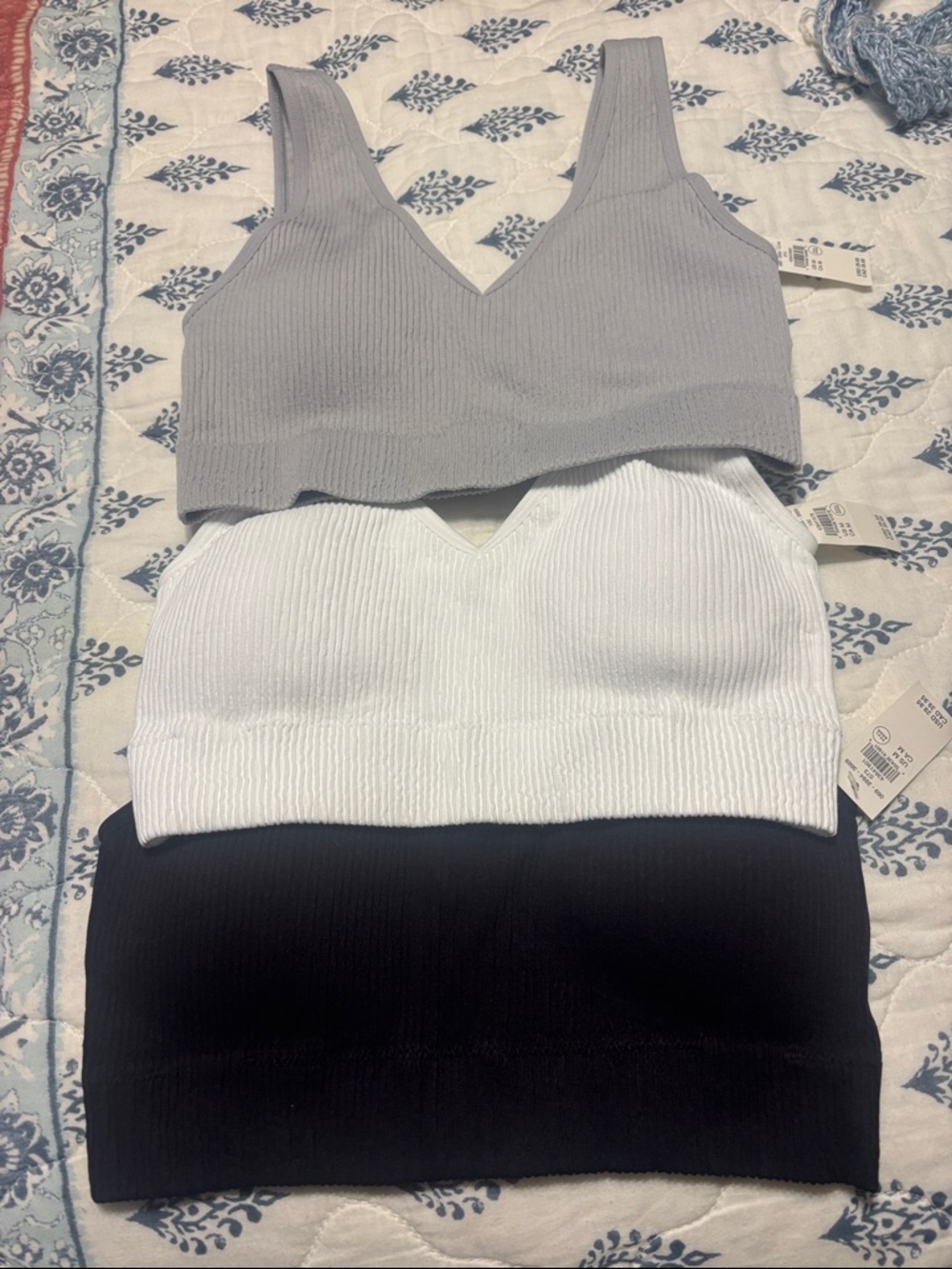 aerie Ribbed V-Neck Bralette Trio - Light Gray, White, Black